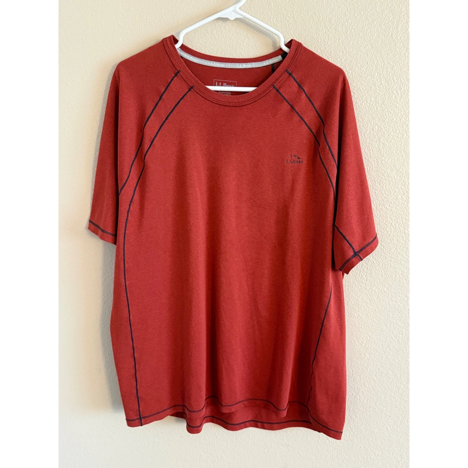 LL Bean Mens XXL Slightly Fitted Performance T-Shirt Rust Red Raglan Activewear