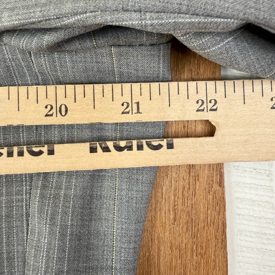 Theory Suit Mens 42R Gray Pinstripe 2 Button 100% Wool Pants 36x31 Flat Front - Image 3 of 4