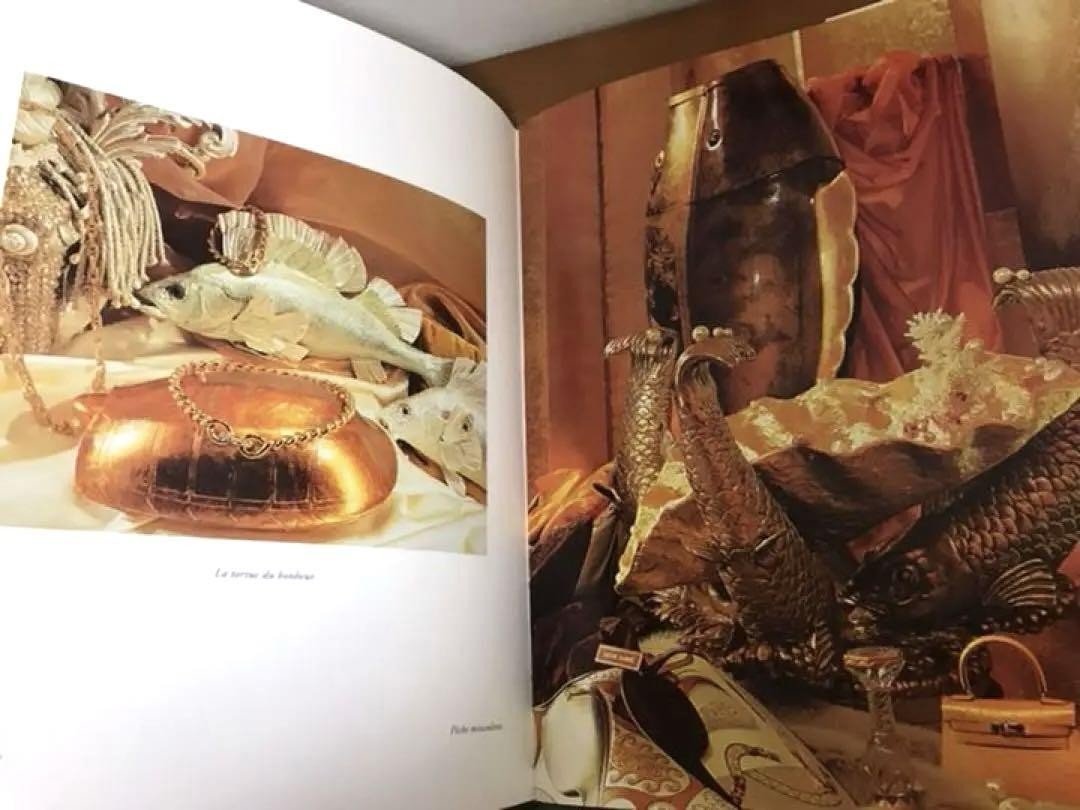 Les Vitrines Hermes ／ Le Monde d'Hermès Les Vitrines Hermes / Le Monde D'Herm S | eBay