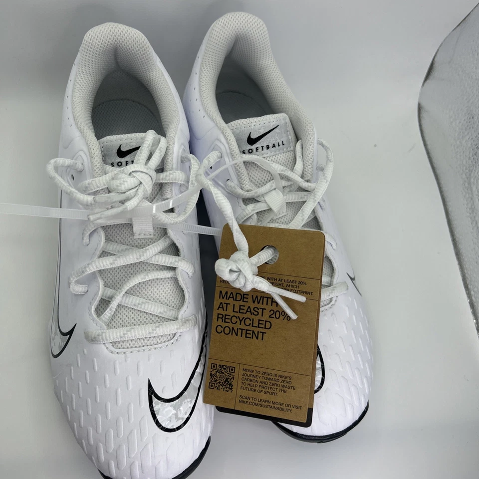 Nike Hyperdiamond 4 Keystone Molded Softball Cleats FZ0920-102 Women’s Size 7 US - Image 4 of 4