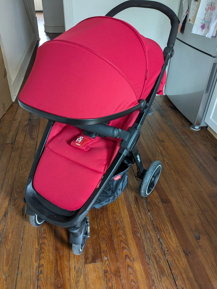 Cochecito inteligente Phil & Teds - rojo, ligeramente usado Foto 2 de 4