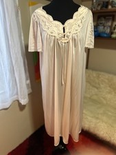 Vtg Lorraine Rose Blush Pink Nylon Nightgown Lace USA Medium