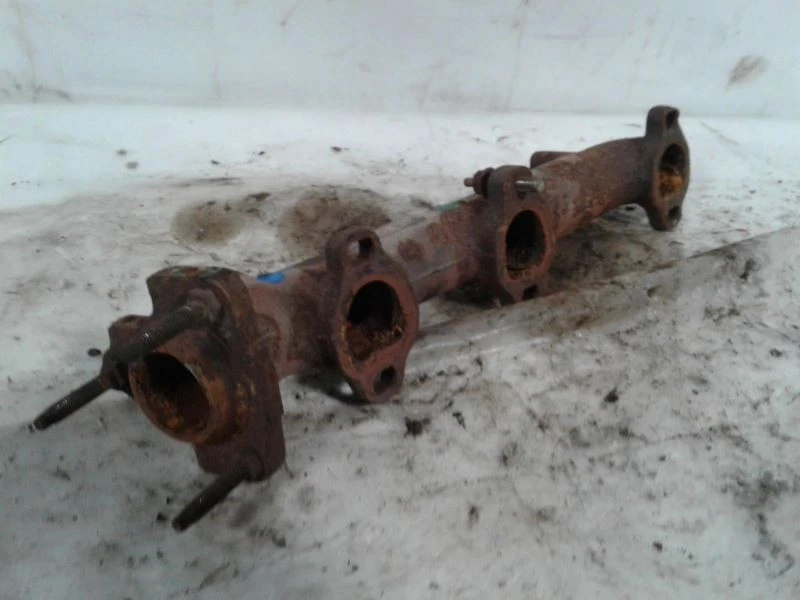 Colector de escape del conductor 3,1 L delantero compatible con 94-03 CENTURY 1650533 Foto 2 de 4