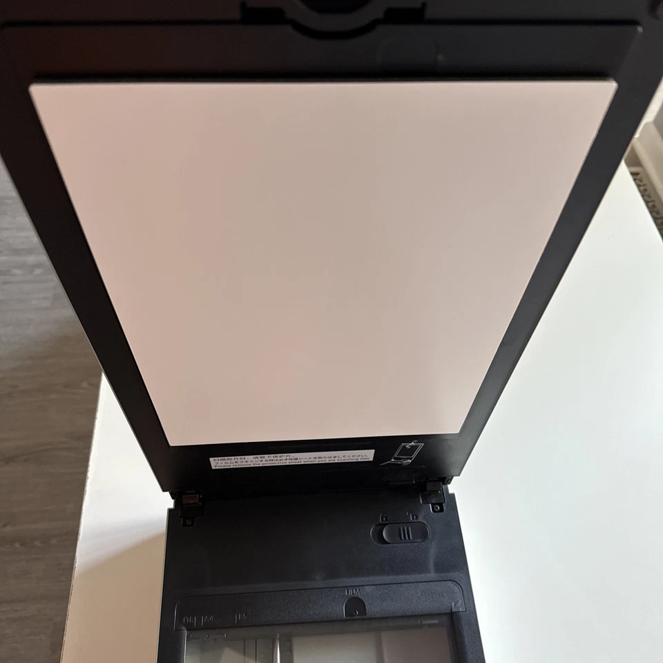 Canon CanoScan 9000F Flatbed Scanner W/ Cable - Used Working - AC100V - Image 4 of 4