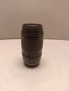 Canon EF 100-300mm f/4.5-5.6 USM lens.