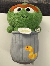 NWT Sesame Street Oscar the Grouch Plush 12 Crinkle Rattle Toy Kids BB16