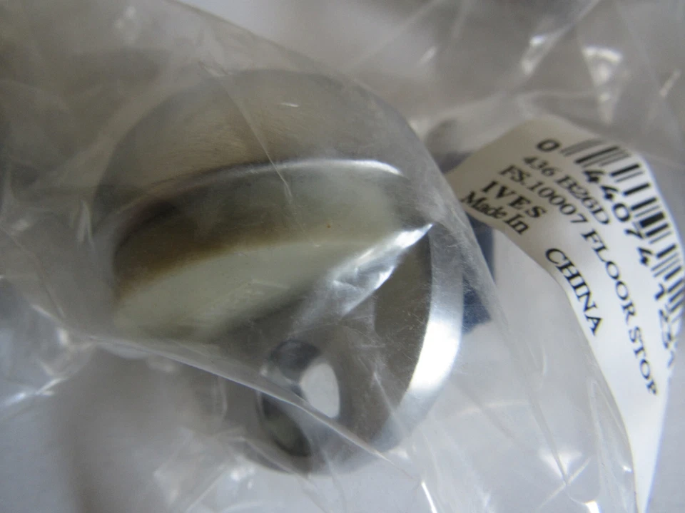 Nuevo Lote de 10 Schlage Ives Acabado Cromo Satinado Media Cúpula Piso Puerta Parachoques Parachoques Foto 2 de 4