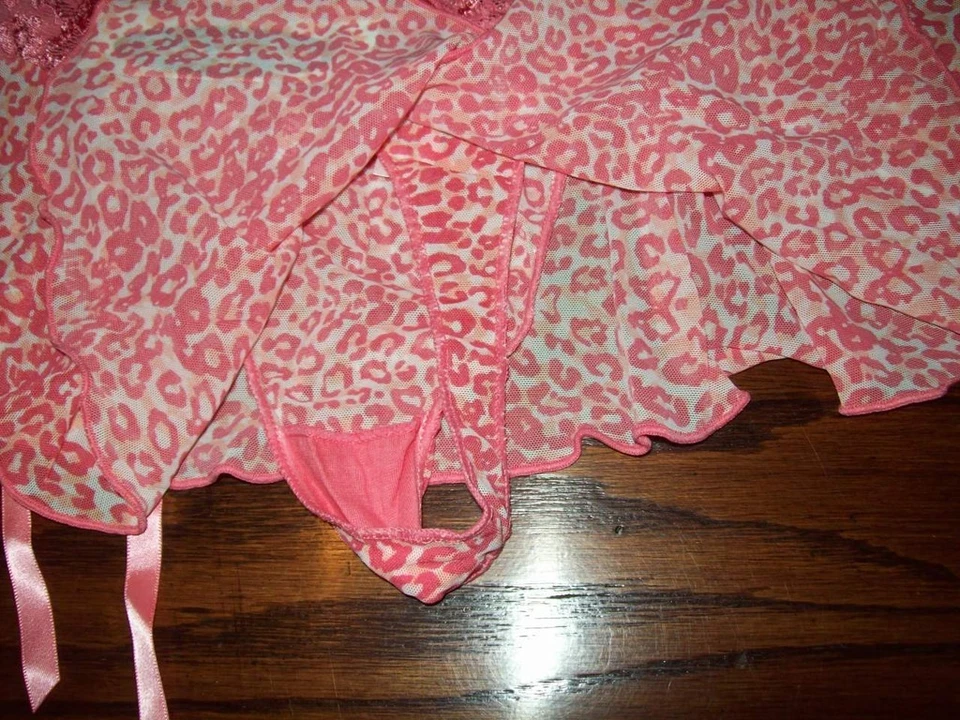 NUEVO CON ETIQUETAS CABERNET NYLON SPNDX COQUETEO FALDA TANGA BRAGAS PANTY 4225 CORAL LEO S M L XL Foto 3 de 3