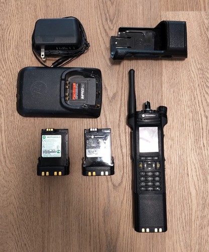 MOTOROLA APX7000 UHF R1-7/800MHz H97TGD9PW1AN P25 FPP BLUETOOTH W/ ACC