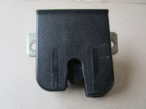 VW Polo N9 Heckklappenschloss Schloss Heckklappe Verriegelung 6Q6827505B