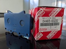 FRONT GENIUE BRAKE PAD FOR LEXUS LS 460 USF40R USF 08/2006-09/2012