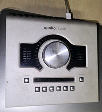 Universal Audio Apollo Twin Duo Thunderbolt Audio Interface Used works great