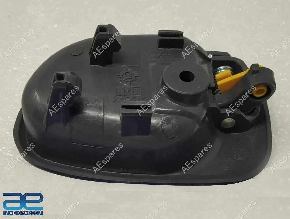 Interior Door Handle Assy RH For Hyundai Santro 1998-2003 Santro Xing 2003-2014 view 2