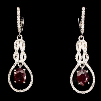 Valentinstag 925 Silber Ohrringe Oval Rubin 8x6mm Natürlicher Edelstein Schmuck