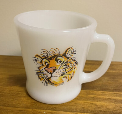 Vintage - Esso Exxon The Tiger Fire King Milk Glass Coffee Tea Mug Advertising