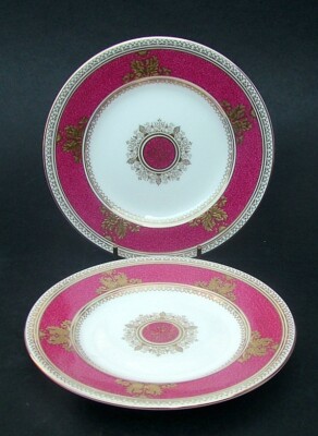 ZWEI Wedgwood Columbia Pulver Rubin B99 Beilagen- oder Brotteller 17 cm (6,7'') sehr guter Zustand
