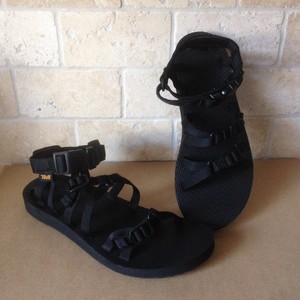 teva alp mens