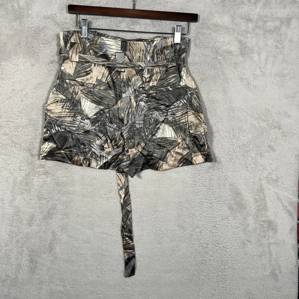 Женские шелковые шорты Lagence в бумажном пакете W27 цвет ладони - Изображение 2 из 4