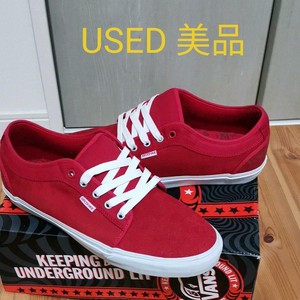 chukka low vans red
