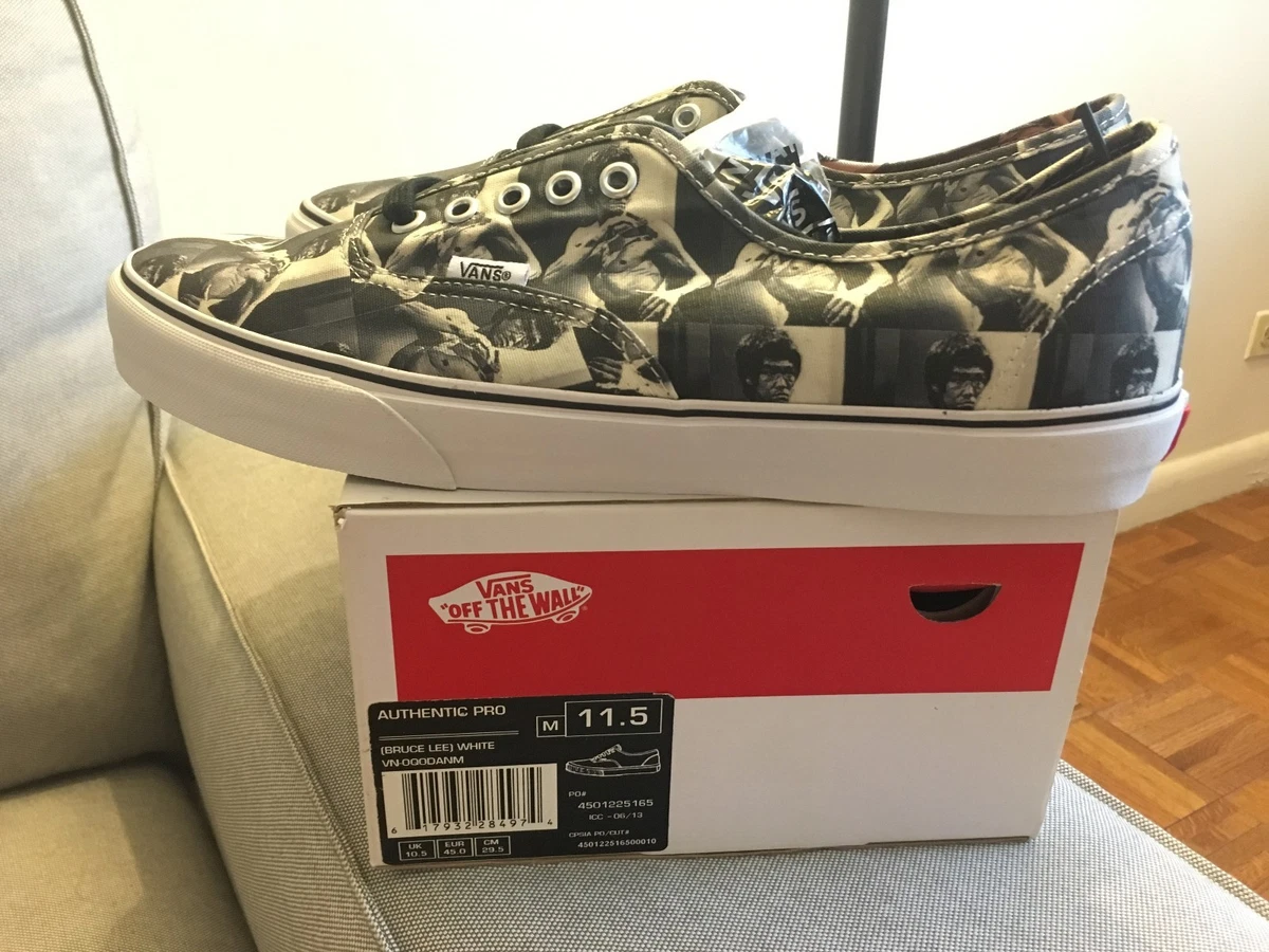 2013 VANS x SUPREME x BRUCE LEE AUTHENTIC PRO Black White Cream Size 11.5
