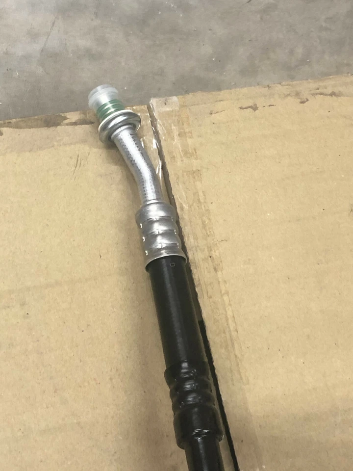 SECADOR ACUMULADOR DE AIRE ACONDICIONADO MOTORCRAFT YF2574 CON MANGUERA PARA MERCURY VILLAGER 1999-2000 Foto 3 de 4