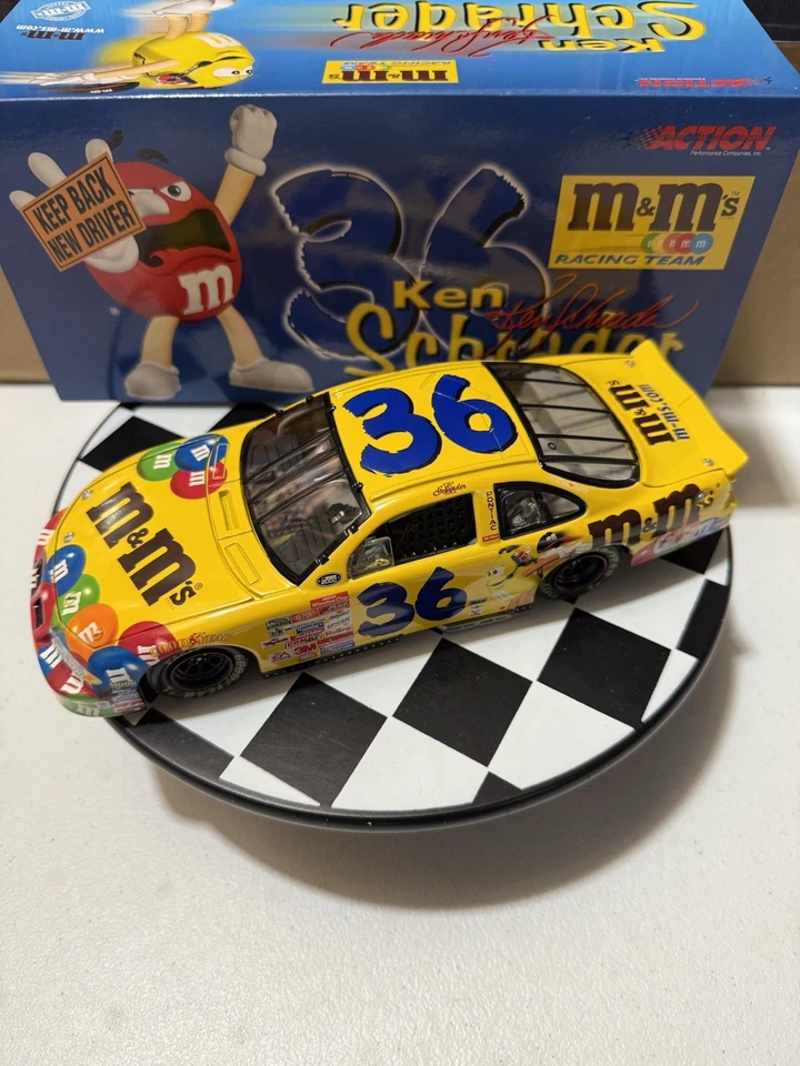 Ken Schrader #36 M&M’s Keep Back New Driver 2000 1:24 Nascar Diecast - Image 2 of 4