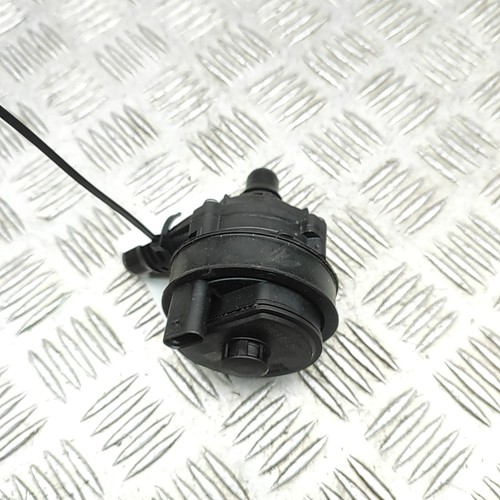 BMW 2 Coupe G42 Zusatzwasserpumpe 8651287 3,0 Benzin 275 kW 2024 34026851