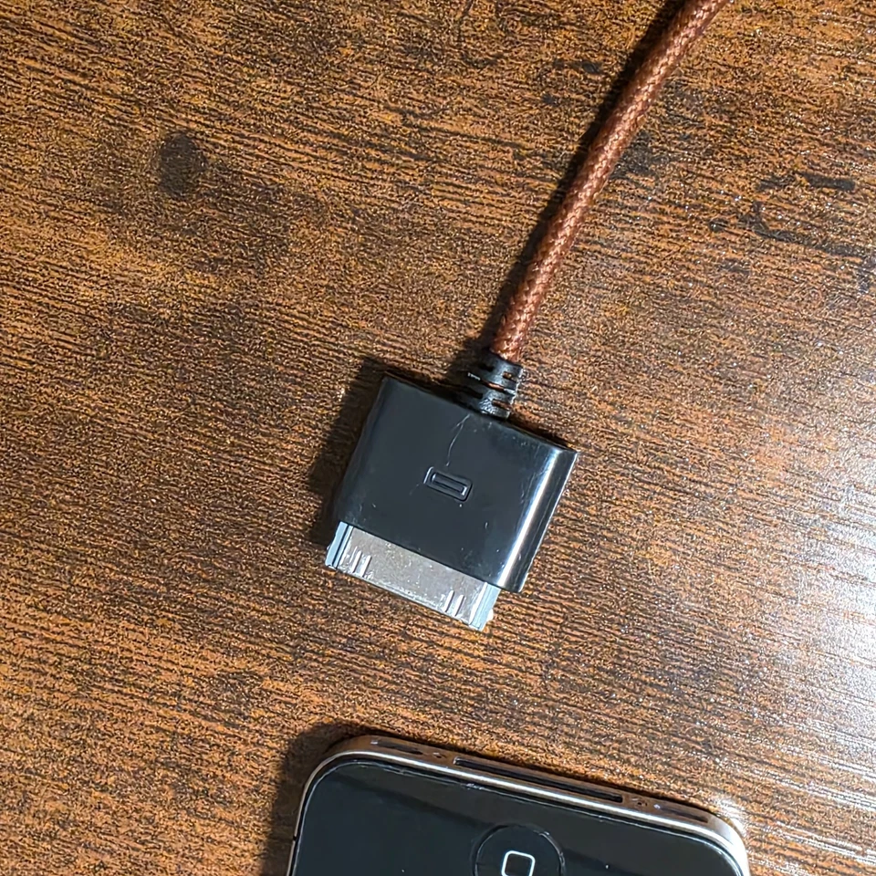 Apple iPhone 4s - 16 GB (AT&T) A1387 Negro - Usado, ¡Funciona!  iOS 9.3.6 con cable Foto 4 de 4