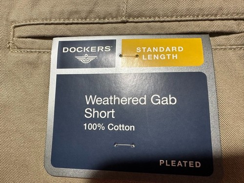 NWT Dockers Weathered Gab Short men’s 40 tan loose pleated solid zipper pockets - Picture 4 of 6