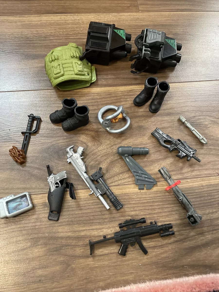 Vintage action man accessories