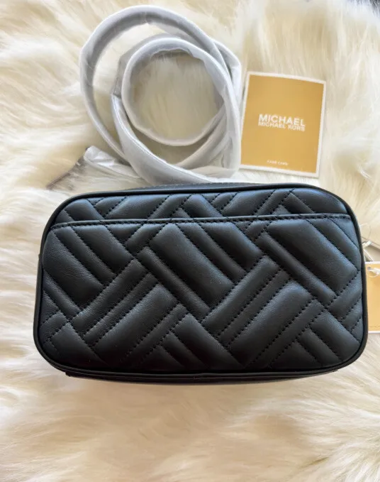😍Michael Kors peyton small black leather quilted crossbody NWT