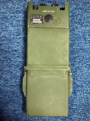 Najwyższej jakości radio Magnavox AN/PRC-126 wyprodukowane w 1986 roku w pełni funkcjonalne pełny zestaw - Zdjęcie 2 z 8
