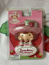 Strawberry Shortcake Night Light 2003 Betesh Group Plug In NIP Pink Berry Decor