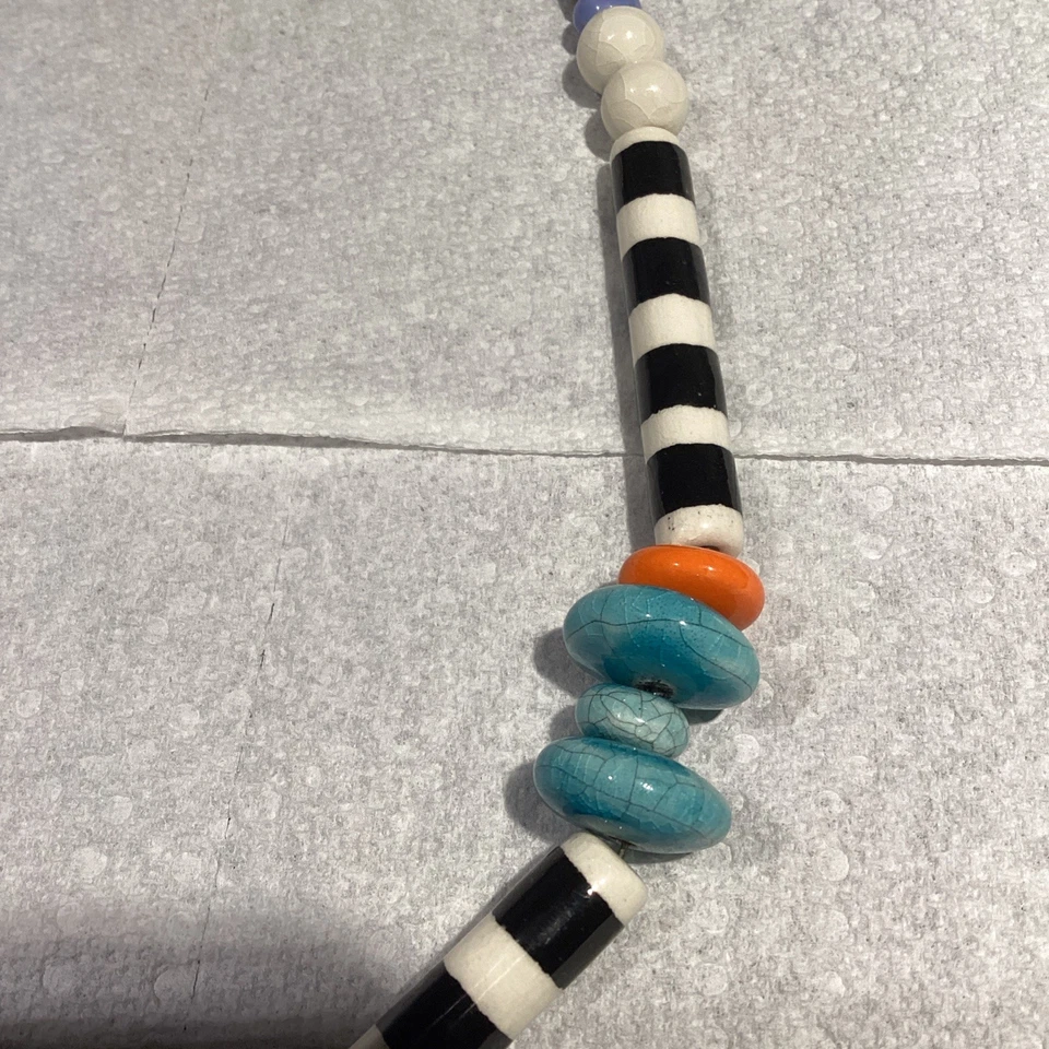 De Colección Rubí Z Mujer Cerámica Colgante Collar Exótico Salmón Pez Anguila Candace Loheed Foto 4 de 4