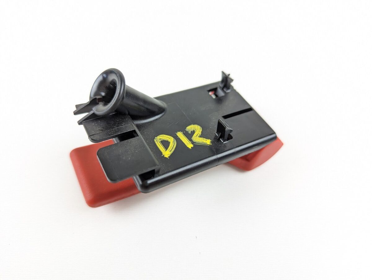 14-19 MERCEDES-BENZ CLA250 GLA250 C117 X156 Hood Latch 14-19 MERCEDES-BENZ CLA250 GLA250 C117 X156 Hood Latch