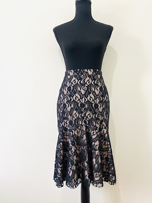 C&M Camilla And Marc Size 8 Skirt Black Lace Beige Lining Fringe Below Knees
