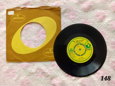 Roy Wood  Goin Down The Road The Premium Bond Theme  7in Single 1974 Tested