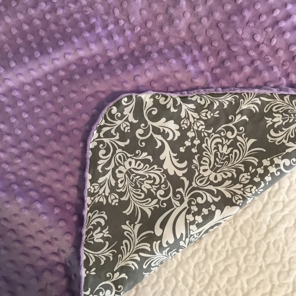 Чехол на навес для автокресла 38x28 фиолетовое детское одеяло Binky Paisley столлер для кормления - Изображение 3 из 4