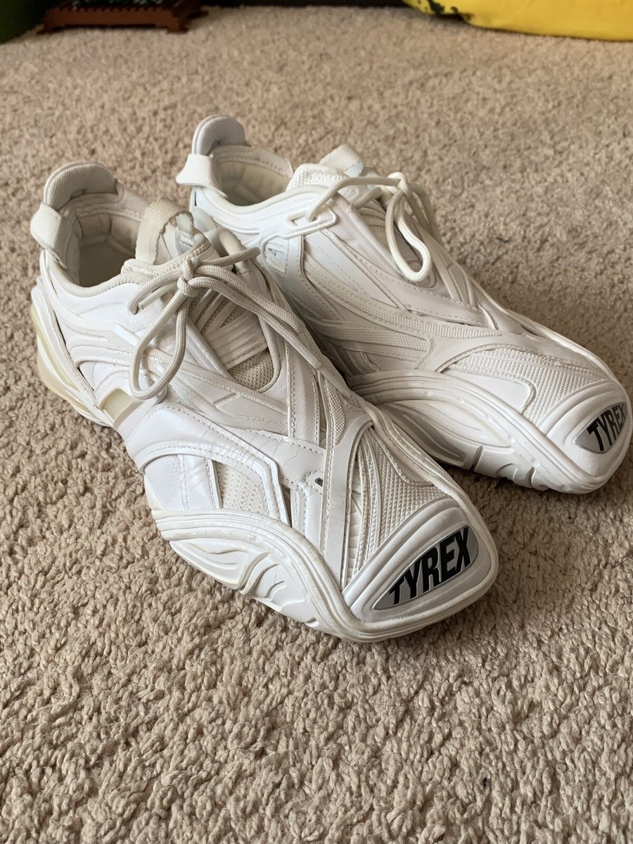 Balenciaga tyrex sneakers sz 8 Futuristic White Reflective Square Toe Drive  41