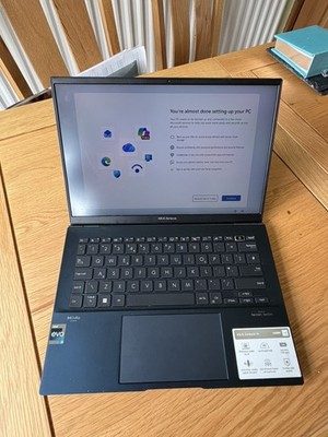 Originalverpackter Asus Zenbook 14 Laptop - Intel Core i5 512 GB SSD 