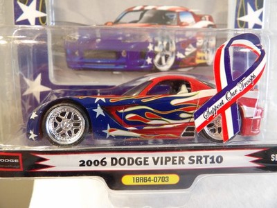 2006 DODGE VIPER SRT10   2006 PROFESSIONAL COLLECTIBLES  1 BADD RIDE   1:64