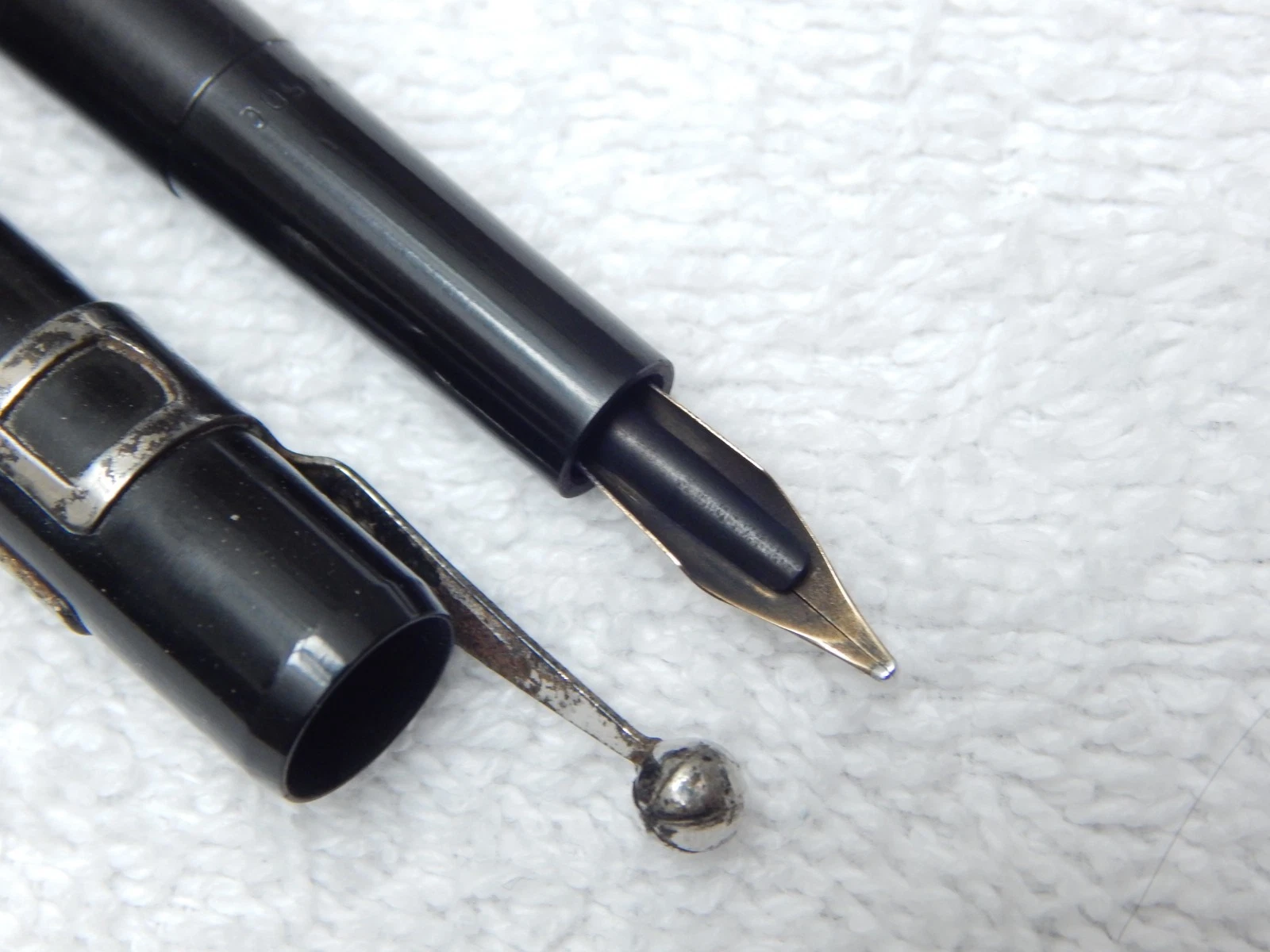 LOT# 108E. VTG MABIE TODD SWAN 1500 EYEDROPPER FOUNTAIN PEN. STUB NIB. image 5