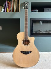Yamaha APX600 Electro-Acoustic Guitar Natural - Immaculate condition.