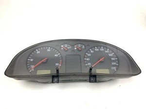 VW PASSAT B5 3B3 Kombiinstrument 3B0919881N 1.90 Diesel 74kw 2000 31246546