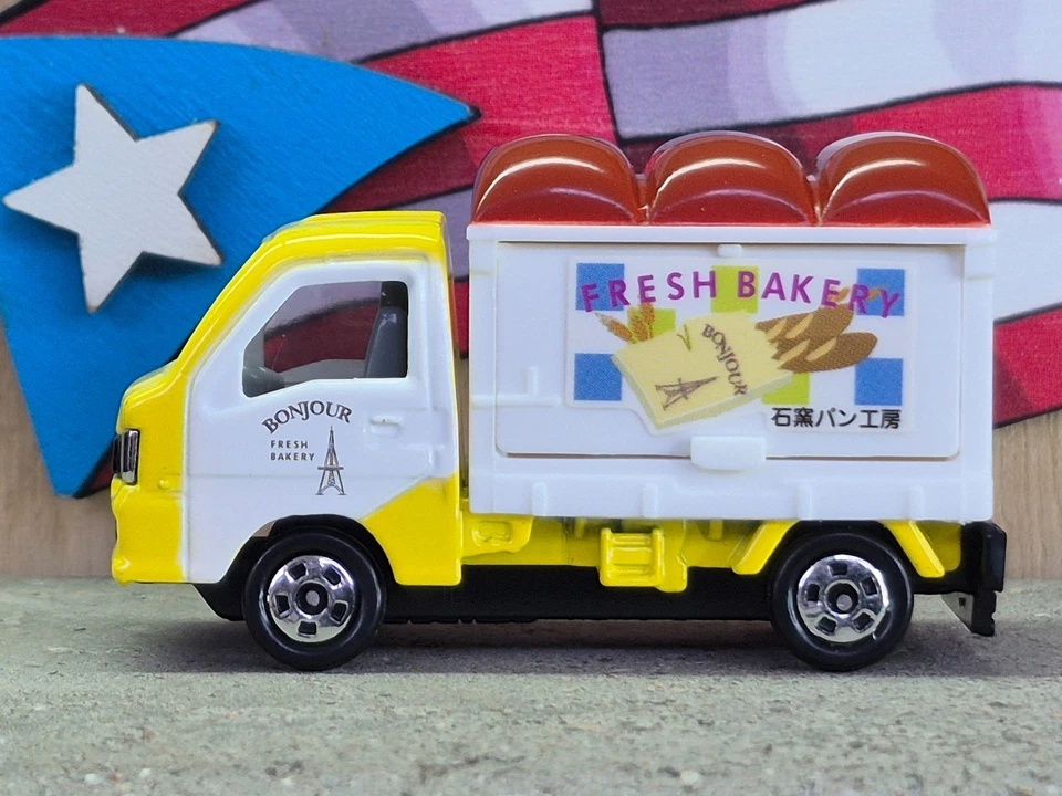 TOMICA #10 SUBARU SAMBER PANADERÍA SUELTA ESCALA 1/55 ¡¡STOCK EN ESTADOS UNIDOS!!! Foto 4 de 4