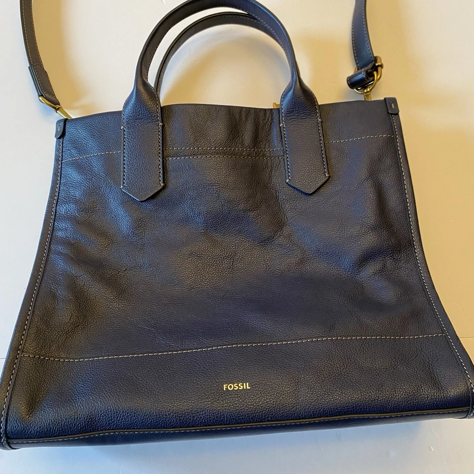 Bolso de Mano Fossil Kyler Grande de Cuero con Cartera a Juego Foto 3 de 4