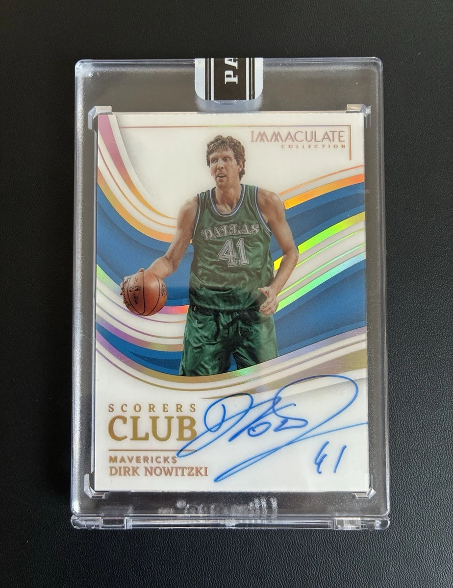 Panini Dirk Nowitzki Basketball Autographed Sports Trading Cards