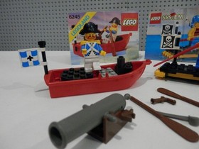 Lego Lot Pirates 1713 Shipwreked Pirate & 6245 Harbor Sentry Imperial Soldier