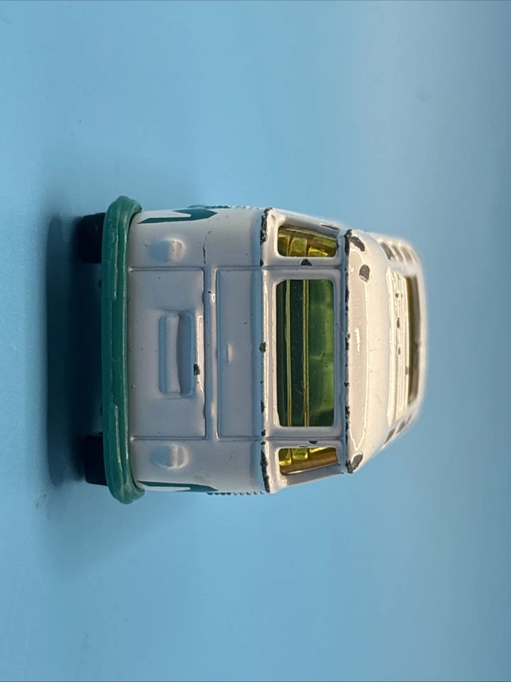 VW Transporter Camper Van 1998 Matchbox Volkswagen Vintage Die Cast suelto Foto 2 de 4