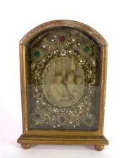 antike KLOSTERARBEIT 19. Jhd.  - WACHSBILD mit Golddraht